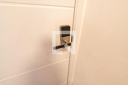 Apartamento para alugar com 108m², 3 quartos e 2 vagasFechadura eletrônica