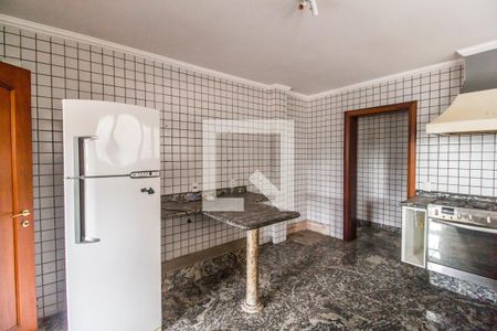 Casa de condomínio à venda com 650m², 4 quartos e 4 vagasCozinha