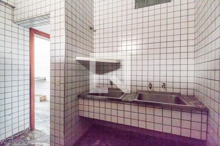 Casa de condomínio à venda com 650m², 4 quartos e 4 vagasÁrea de Serviço