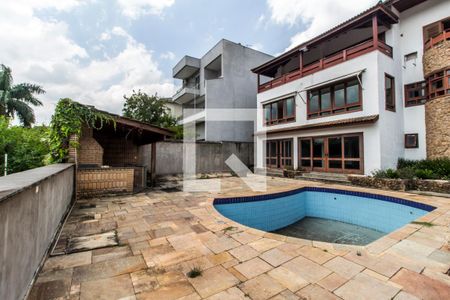 Casa de condomínio à venda com 650m², 4 quartos e 4 vagasPiscina