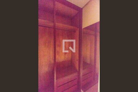 Casa de condomínio à venda com 650m², 4 quartos e 4 vagasCloset da suíte 1