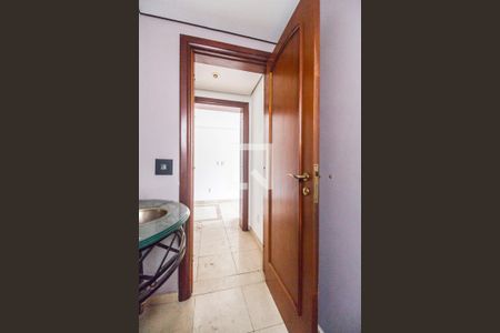 Casa de condomínio à venda com 650m², 4 quartos e 4 vagasLavabo