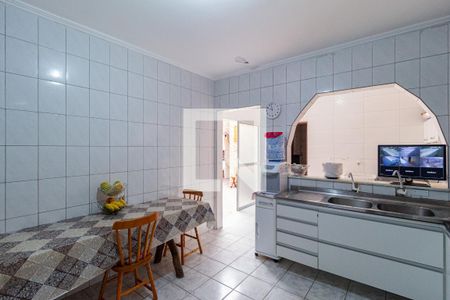 Casa à venda com 280m², 3 quartos e 4 vagas Casa à venda com 280m², 3 quartos e 4 vagasCozinha