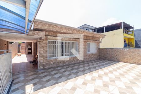 Casa à venda com 280m², 3 quartos e 4 vagas Casa à venda com 280m², 3 quartos e 4 vagasQuintal