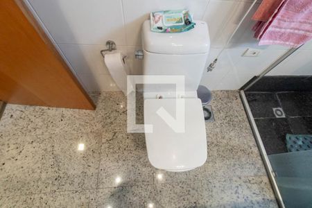 Apartamento para alugar com 178m², 4 quartos e 3 vagas Apartamento para alugar com 178m², 4 quartos e 3 vagasBanheiro da Suíte 1