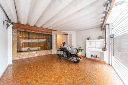 Casa à venda com 120m², 2 quartos e 2 vagas Casa à venda com 120m², 2 quartos e 2 vagasGaragem