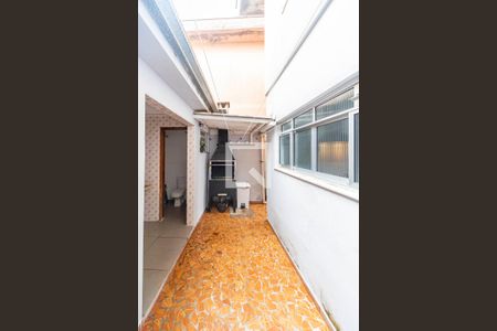 Casa à venda com 120m², 2 quartos e 2 vagas Casa à venda com 120m², 2 quartos e 2 vagasQuintal e Churrasqueira