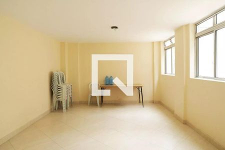 Apartamento à venda com 144m², 3 quartos e 1 vaga Apartamento à venda com 144m², 3 quartos e 1 vagaÁrea comum