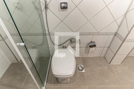 Apartamento à venda com 144m², 3 quartos e 1 vaga Apartamento à venda com 144m², 3 quartos e 1 vagaBanheiro Social