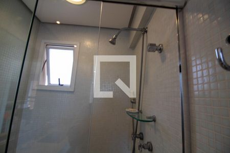 Apartamento à venda com 155m², 2 quartos e 2 vagas Apartamento à venda com 155m², 2 quartos e 2 vagasBanheiro da Suíte