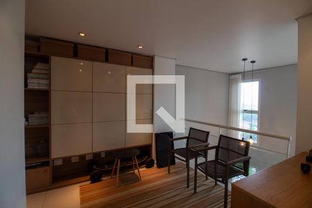 Apartamento à venda com 155m², 2 quartos e 2 vagas Apartamento à venda com 155m², 2 quartos e 2 vagasSala Intima