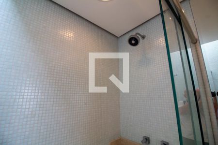 Apartamento à venda com 155m², 2 quartos e 2 vagas Apartamento à venda com 155m², 2 quartos e 2 vagasBanheiro da Suíte 2