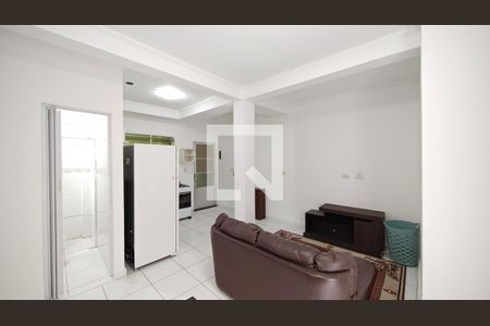 Sala / Cozinha de casa para alugar com 1 quarto, 45m² em Vila Isolina Mazzei, São Paulo