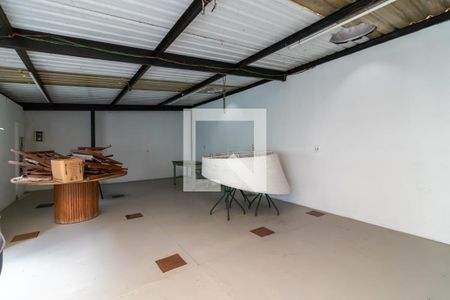 Casa à venda com 204m², 2 quartos e 2 vagasSalão