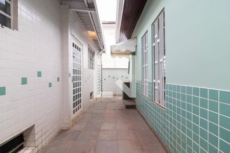 Casa à venda com 204m², 2 quartos e 2 vagasÁrea de Serviço