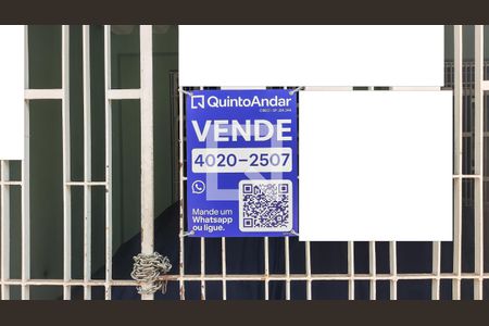 Casa à venda com 204m², 2 quartos e 2 vagasPlaquinha