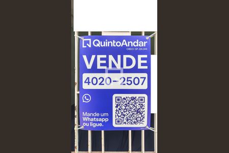 Casa à venda com 204m², 2 quartos e 2 vagasPlaquinha