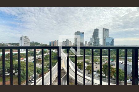 Varanda de kitnet/studio para alugar com 1 quarto, 25m² em Pinheiros, São Paulo