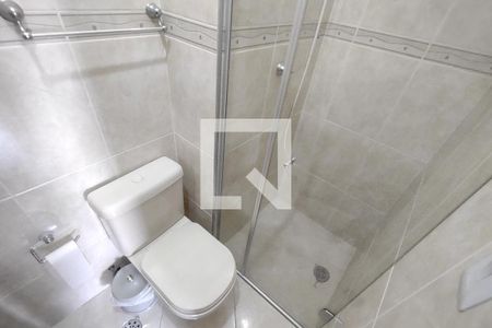 Apartamento para alugar com 75m², 2 quartos e 1 vaga Apartamento para alugar com 75m², 2 quartos e 1 vagaBanheiro da Suíte 1