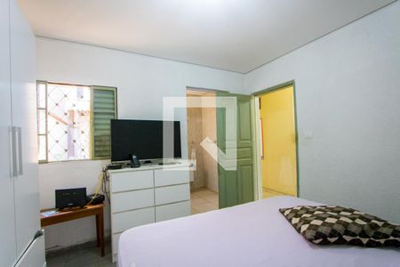 Casa à venda com 250m², 3 quartos e 3 vagasQuarto 3 - Suíte