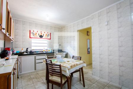 Casa à venda com 250m², 3 quartos e 3 vagasCozinha