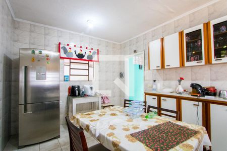 Casa à venda com 250m², 3 quartos e 3 vagasCozinha