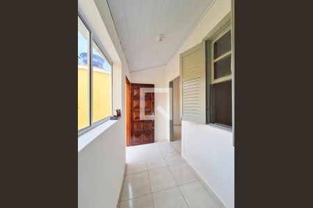 Entrada de casa para alugar com 3 quartos, 80m² em Vila Isolina Mazzei, São Paulo