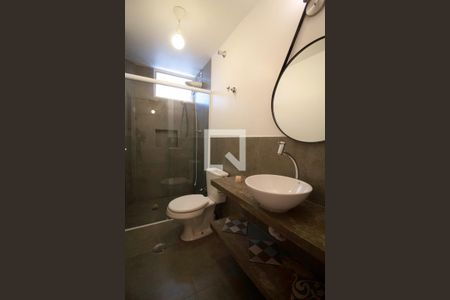 Banheiro de apartamento para alugar com 1 quarto, 60m² em Pinheiros, São Paulo