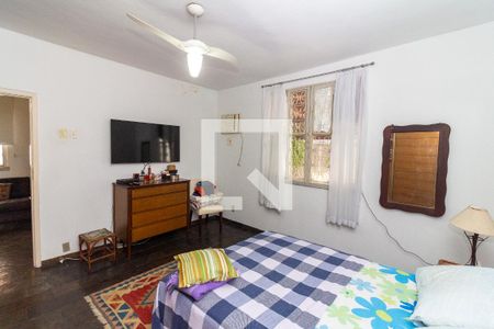 Quarto 1 de casa para alugar com 3 quartos, 115m² em Bento Ribeiro, Rio de Janeiro