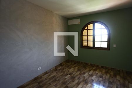 Casa à venda com 200m², 3 quartos e 2 vagasQuarto 2