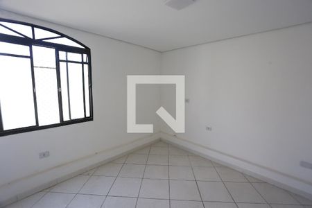 Casa à venda com 200m², 3 quartos e 2 vagasCasa 2 - Quarto 2