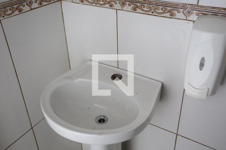 Casa à venda com 200m², 3 quartos e 2 vagasCasa 2 - Banheiro