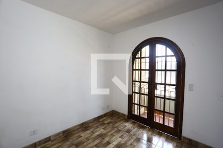 Casa à venda com 200m², 3 quartos e 2 vagasSuíte 