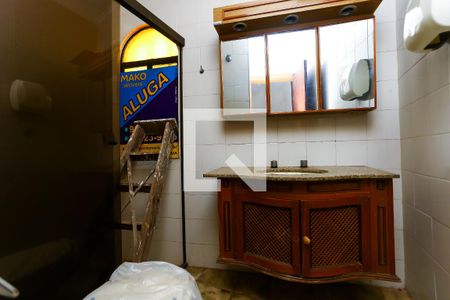 Casa à venda com 200m², 3 quartos e 2 vagasBanheiro da Suíte