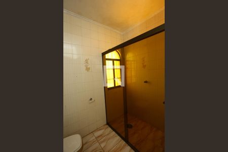 Casa à venda com 200m², 3 quartos e 2 vagasBanheiro