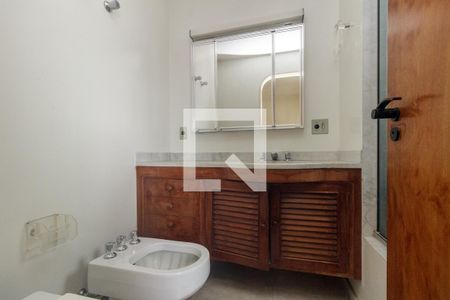 Apartamento à venda com 362m², 4 quartos e 4 vagasBanheiro 2 - Suíte