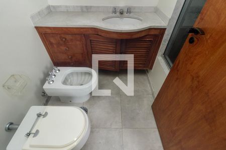 Apartamento à venda com 362m², 4 quartos e 4 vagasBanheiro 2 - Suíte