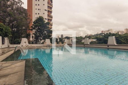 Apartamento à venda com 362m², 4 quartos e 4 vagasÁrea comum - Piscina