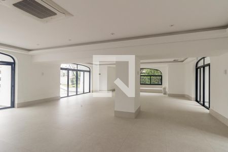 Apartamento à venda com 362m², 4 quartos e 4 vagasÁrea comum - Salão de festas