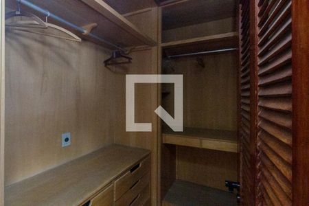 Apartamento à venda com 362m², 4 quartos e 4 vagasQuarto 3 - Suíte