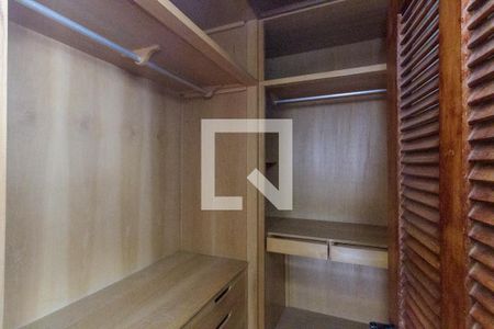 Apartamento à venda com 362m², 4 quartos e 4 vagasQuarto 2 - Suíte