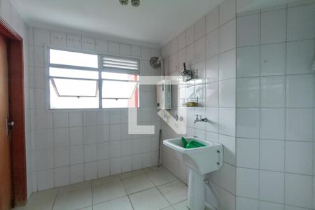 Apartamento à venda com 106m², 3 quartos e 2 vagas Apartamento à venda com 106m², 3 quartos e 2 vagasÁrea de Serviço