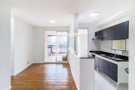 Sala de apartamento à venda com 2 quartos, 68m² em Santo Amaro, São Paulo