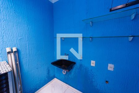 Casa à venda com 74m², 2 quartos e sem vagaÁrea de Serviço