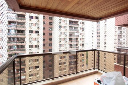 Varanda de apartamento à venda com 3 quartos, 85m² em Barra da Tijuca, Rio de Janeiro