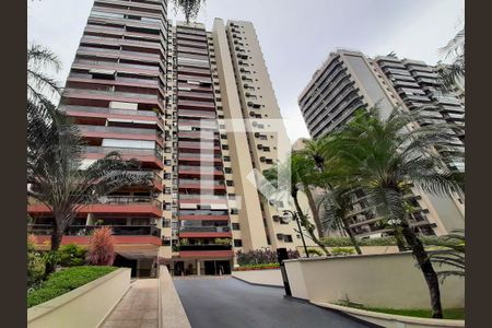 Apartamento à venda com 85m², 3 quartos e 2 vagas Apartamento à venda com 85m², 3 quartos e 2 vagasFachada
