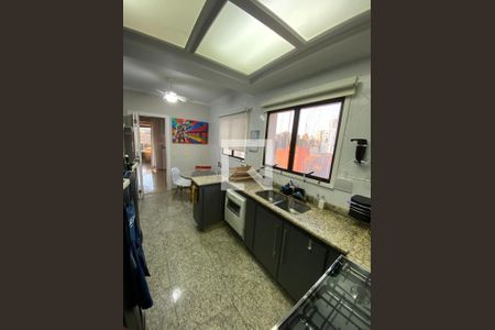 Apartamento à venda com 213m², 4 quartos e 3 vagas Apartamento à venda com 213m², 4 quartos e 3 vagasFoto 05