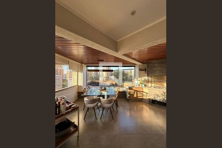 Apartamento à venda com 213m², 4 quartos e 3 vagas Apartamento à venda com 213m², 4 quartos e 3 vagasFoto 01