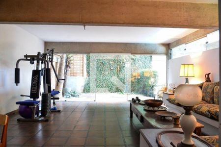 Casa à venda com 680m², 5 quartos e 4 vagasFoto 18