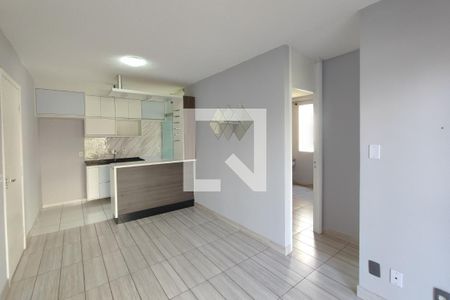 Sala de apartamento à venda com 3 quartos, 58m² em Parque Jambeiro, Campinas